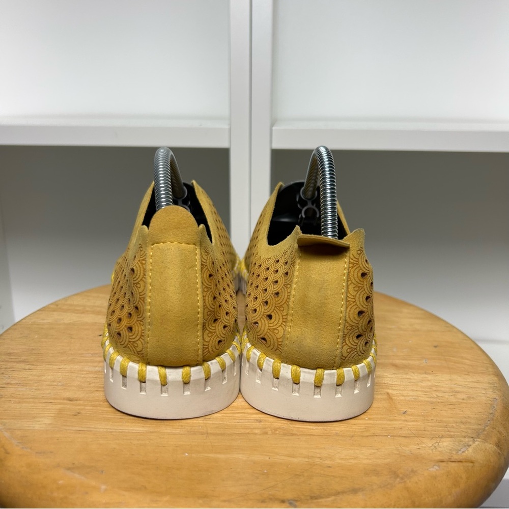Ilse Jacobsen 3373 perforated yellow slip on sneakers - Picture 4 of 7